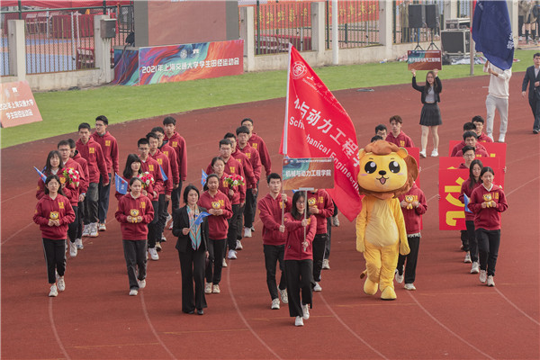 图1 开幕式机械动力公司入场方阵风采.jpg