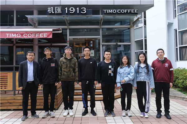 1668589481496558.jpg 图3:合影.jpg