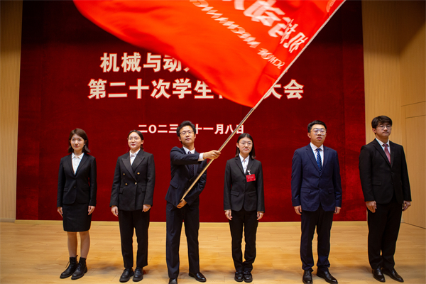 1699961035971014.jpg 图12 第二十届员工会主席团竞选.jpg
